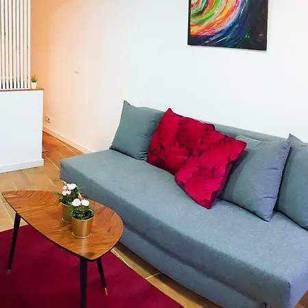 * 5 Star In Historic District * Walk 2 Alfama! * Lisbon