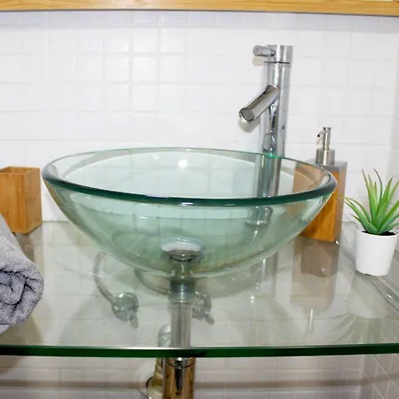Apartment * 5 Star In Historic District * Walk 2 Alfama!