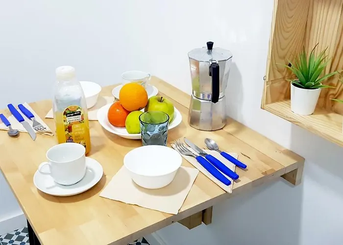 * 5 Star In Historic District * Walk 2 Alfama! *